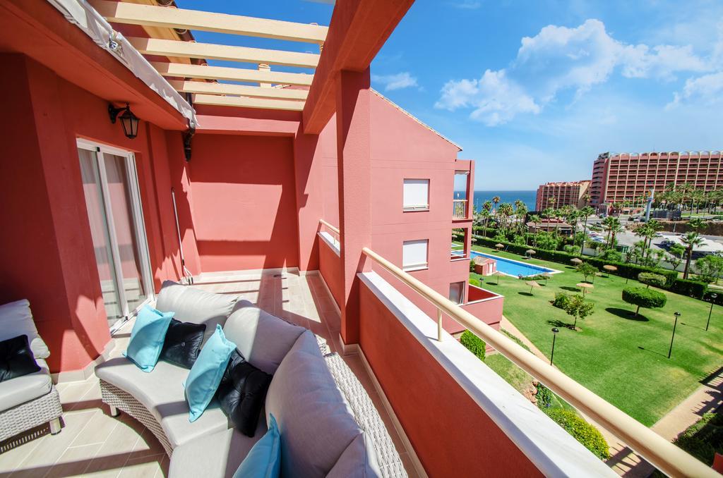 Gorgeous 170 Sq.M. Penthouse With Sea View Terraces Apartment เบนัลมาเดนา ภายนอก รูปภาพ